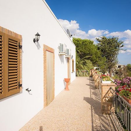 Il Delfino Villa Pisticci Bagian luar foto