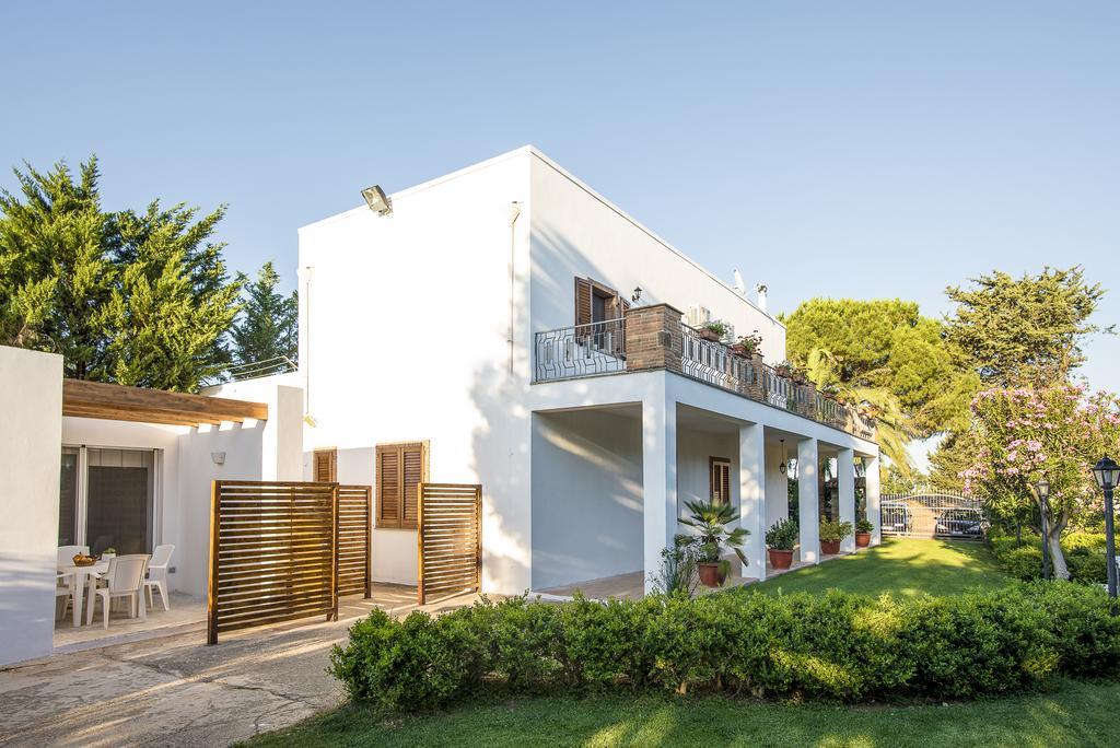 Il Delfino Villa Pisticci Bagian luar foto